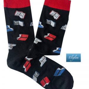 calcetines dibujos libros