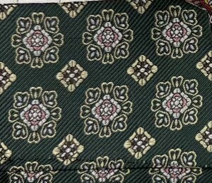C277 CORBATA MOTIVOS PEQUEÑOS